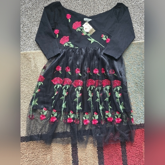 Roiii Off Shoulder Sheer Dress Womens Black & Roses 1950s Whimsgoth New - Picture 2 of 16
